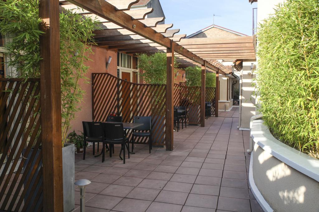 Aparthotel La Ferme Des Barmonts Villejuif Exterior foto